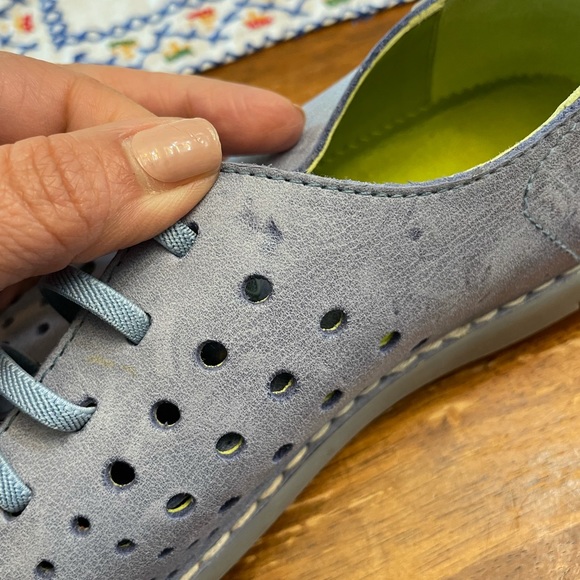 Light Blue Leather Shoes - Picture 5 of 9